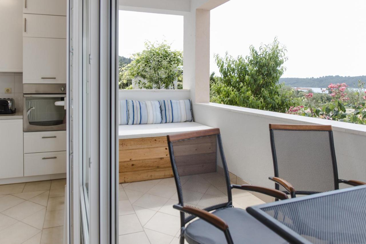 Kis Residence - Adults Only Kneza Zewnętrze zdjęcie
