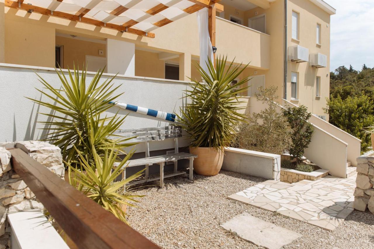 Kis Residence - Adults Only Kneza Zewnętrze zdjęcie